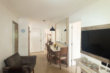 Sala de apartamento para alugar com 3 quartos, 48m² em Campo Grande, Rio de Janeiro