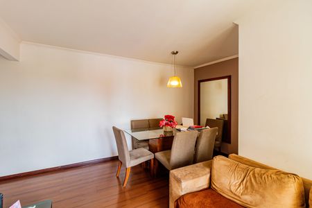 Sala de apartamento à venda com 2 quartos, 60m² em Vila Nova Alba, São Paulo