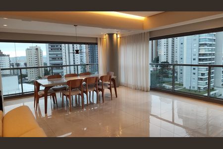 Sala de apartamento à venda com 3 quartos, 122m² em Lapa, São Paulo