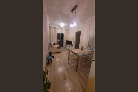 Sala de apartamento à venda com 2 quartos, 56m² em Vila Sirena, Guarulhos