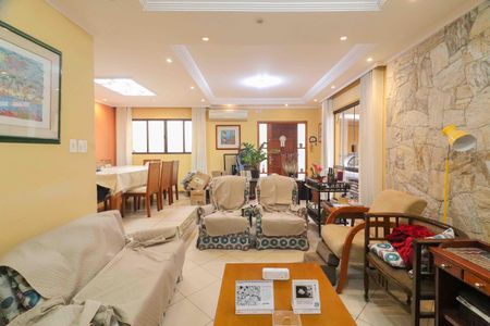 Sala de casa à venda com 3 quartos, 150m² em Rio Pequeno, São Paulo