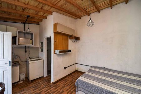 Sala/Cozinha de kitnet/studio para alugar com 1 quarto, 18m² em Sarandi, Porto Alegre
