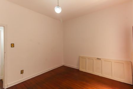 Quarto 2 de casa à venda com 2 quartos, 60m² em Vila Bertioga, São Paulo