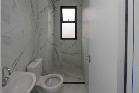 Banheiro de kitnet/studio para alugar com 1 quarto, 27m² em Vila Formosa, São Paulo