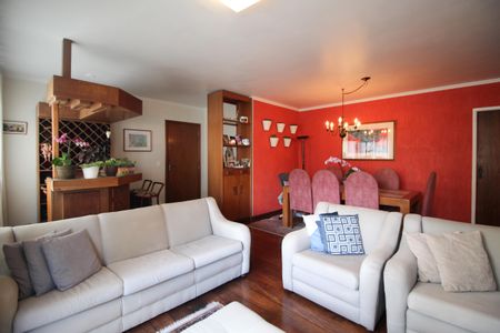 Sala de apartamento para alugar com 3 quartos, 130m² em Moema, São Paulo