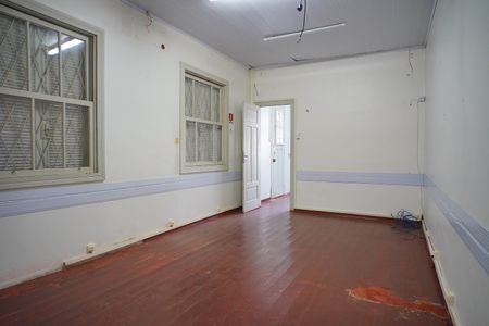 Sala de casa à venda com 3 quartos, 96m² em Santa Cecília, Porto Alegre