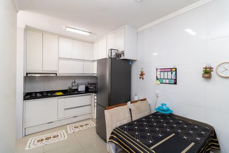 Cozinha de apartamento para alugar com 2 quartos, 46m² em Vila Nivi, São Paulo