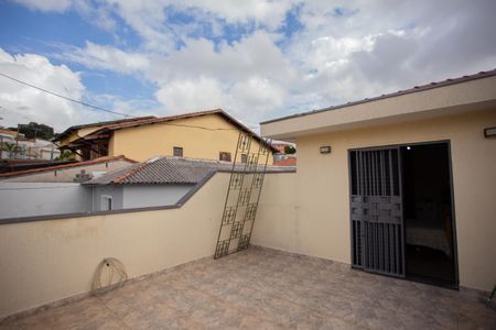 VARANDA DO QUARTO 1- SUÍTE de casa para alugar com 3 quartos, 125m² em Parque São Domingos, São Paulo