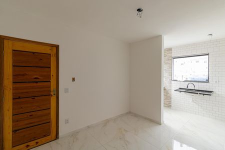 Sala/Cozinha/Área de Serviço de apartamento para alugar com 2 quartos, 37m² em Vila Marieta, São Paulo