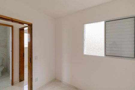 Quarto 1 de apartamento para alugar com 2 quartos, 37m² em Vila Marieta, São Paulo