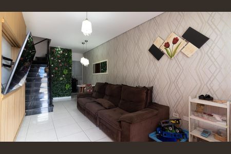 Sala de casa à venda com 2 quartos, 60m² em Jardim Verônia, São Paulo