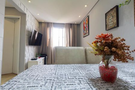Sala de apartamento à venda com 2 quartos, 48m² em Vila Talarico, São Paulo
