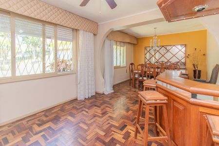 Sala de casa para alugar com 4 quartos, 285m² em Santa Tereza, Porto Alegre