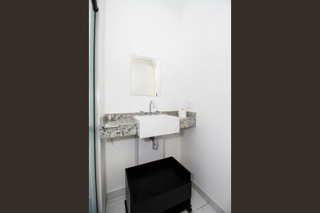 Banheiro de kitnet/studio à venda com 1 quarto, 40m² em Pinheiros, São Paulo