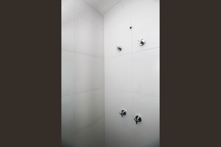 Banheiro de kitnet/studio à venda com 1 quarto, 40m² em Pinheiros, São Paulo