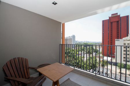 Varanda de kitnet/studio à venda com 1 quarto, 40m² em Pinheiros, São Paulo