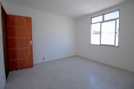 Apartamento à venda com 2 quartos, 48m² em Olaria, Rio de Janeiro