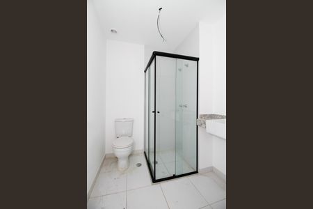 Banheiro de kitnet/studio à venda com 1 quarto, 39m² em Pinheiros, São Paulo