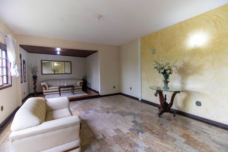 Sala de casa de condomínio à venda com 4 quartos, 170m² em Largo da Batalha, Niterói