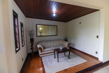 Sala de casa de condomínio à venda com 4 quartos, 170m² em Largo da Batalha, Niterói