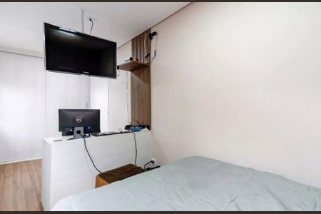 Casa à venda com 4 quartos, 530m² em Vila Fachini, São Paulo