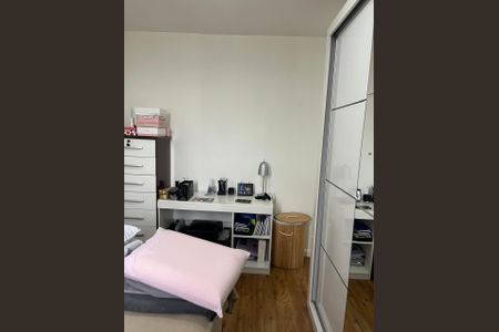 Casa à venda com 4 quartos, 530m² em Vila Fachini, São Paulo