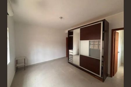 Casa para alugar com 4 quartos, 230m² em Planalto, Belo Horizonte