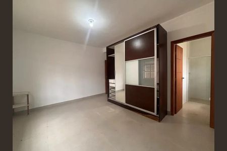 Casa para alugar com 4 quartos, 230m² em Planalto, Belo Horizonte