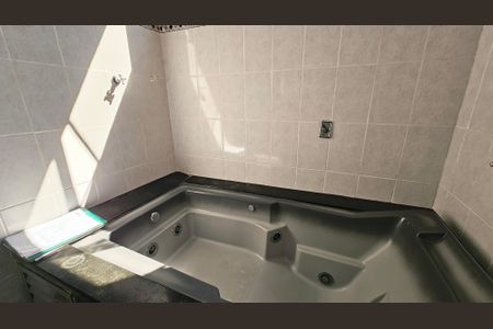 Casa à venda com 3 quartos, 232m² em Jardim Bertioga, Várzea Paulista