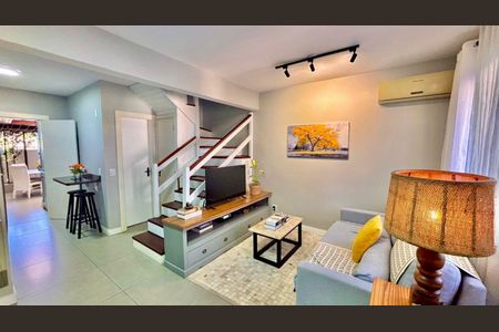 Casa de Condomínio à venda com 3 quartos, 108m² em Humaitá, Porto Alegre