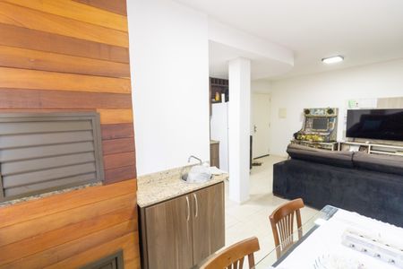 Sala de casa de condomínio à venda com 3 quartos, 67m² em Espírito Santo, Porto Alegre