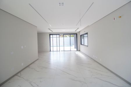 Sala de apartamento à venda com 4 quartos, 350m² em Residencial Tres (alphaville), Santana de Parnaíba