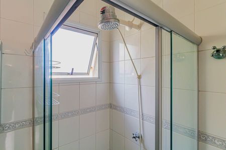 Suite - Banheiro de casa de condomínio à venda com 3 quartos, 131m² em Vila Polopoli, São Paulo