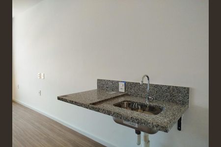 Cozinha de kitnet/studio para alugar com 1 quarto, 25m² em Penha de França, São Paulo