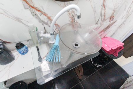 Banheiro da Suíte 1 de casa para alugar com 4 quartos, 70m² em Vila Jacuí, São Paulo