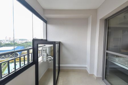 Varanda de kitnet/studio à venda com 1 quarto, 28m² em Sacomã, São Paulo