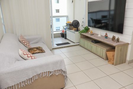 Sala de apartamento para alugar com 2 quartos, 80m² em Alphaville I, Salvador