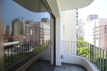 Varanda de apartamento para alugar com 3 quartos, 180m² em Moema, São Paulo