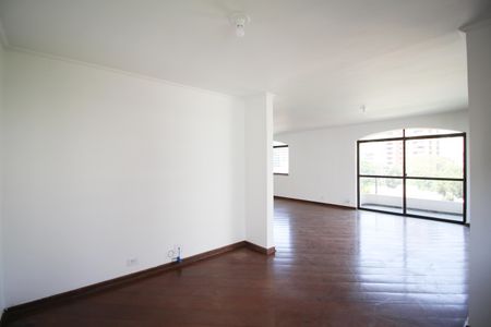 Sala de apartamento para alugar com 3 quartos, 180m² em Moema, São Paulo
