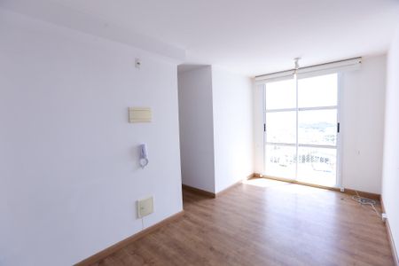 Sala de apartamento para alugar com 2 quartos, 49m² em Jardim Belaura, São Paulo