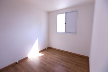 Quarto 2 de apartamento para alugar com 2 quartos, 49m² em Jardim Belaura, São Paulo