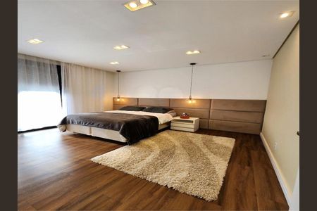 Casa à venda com 3 quartos, 270m² em Jardim Samambaia, Jundiaí