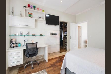 Casa à venda com 4 quartos, 585m² em Jundiaí Mirim, Jundiaí