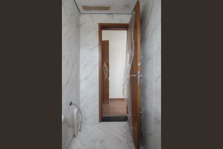 Banheiro da Suíte de apartamento à venda com 2 quartos, 50m² em Serrano, Belo Horizonte