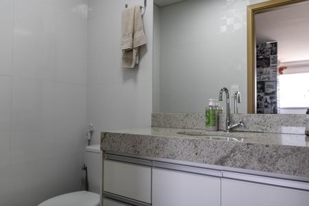 Lavabo de apartamento à venda com 3 quartos, 140m² em Caiçaras, Belo Horizonte