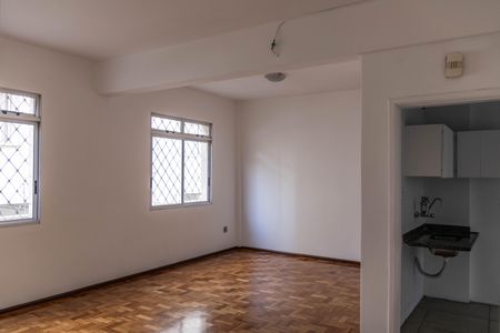 Sala de apartamento para alugar com 3 quartos, 99m² em Prado, Belo Horizonte