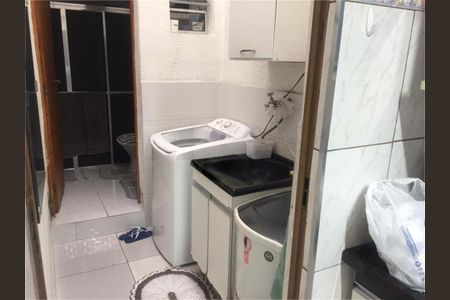 Casa à venda com 2 quartos, 62m² em Parque Novo Oratório, Santo André