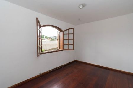 Quarto 1 de casa à venda com 2 quartos, 230m² em Coqueiros, Belo Horizonte
