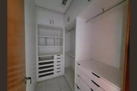 Quarto 1 de casa para alugar com 3 quartos, 400m² em Morada da Colina, Uberlândia