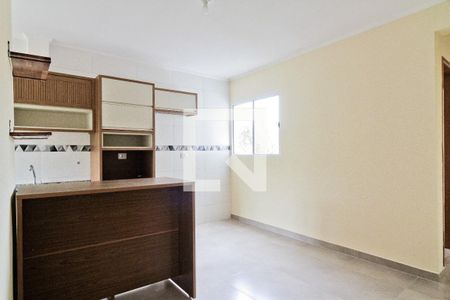 Sala de apartamento para alugar com 2 quartos, 65m² em Vila Mangalot, São Paulo